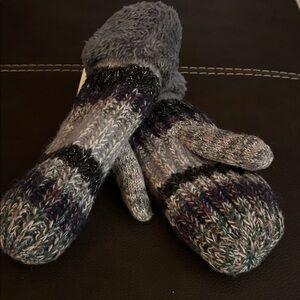 Cozy Knit Mittens with Fleece Lining by Mia & Tess NWT